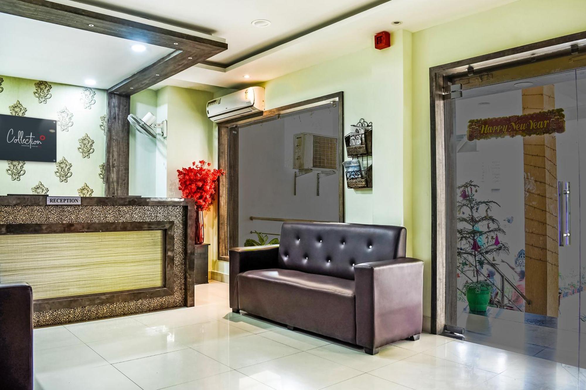 Hotel Capital O Jai Adisson Katak Exteriér fotografie